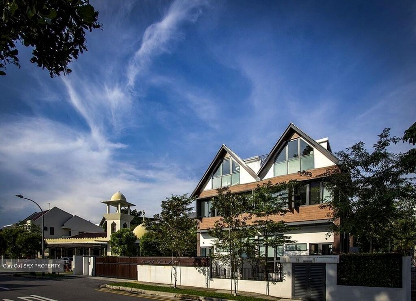 Shamrock Park (D10), Terrace #498446601